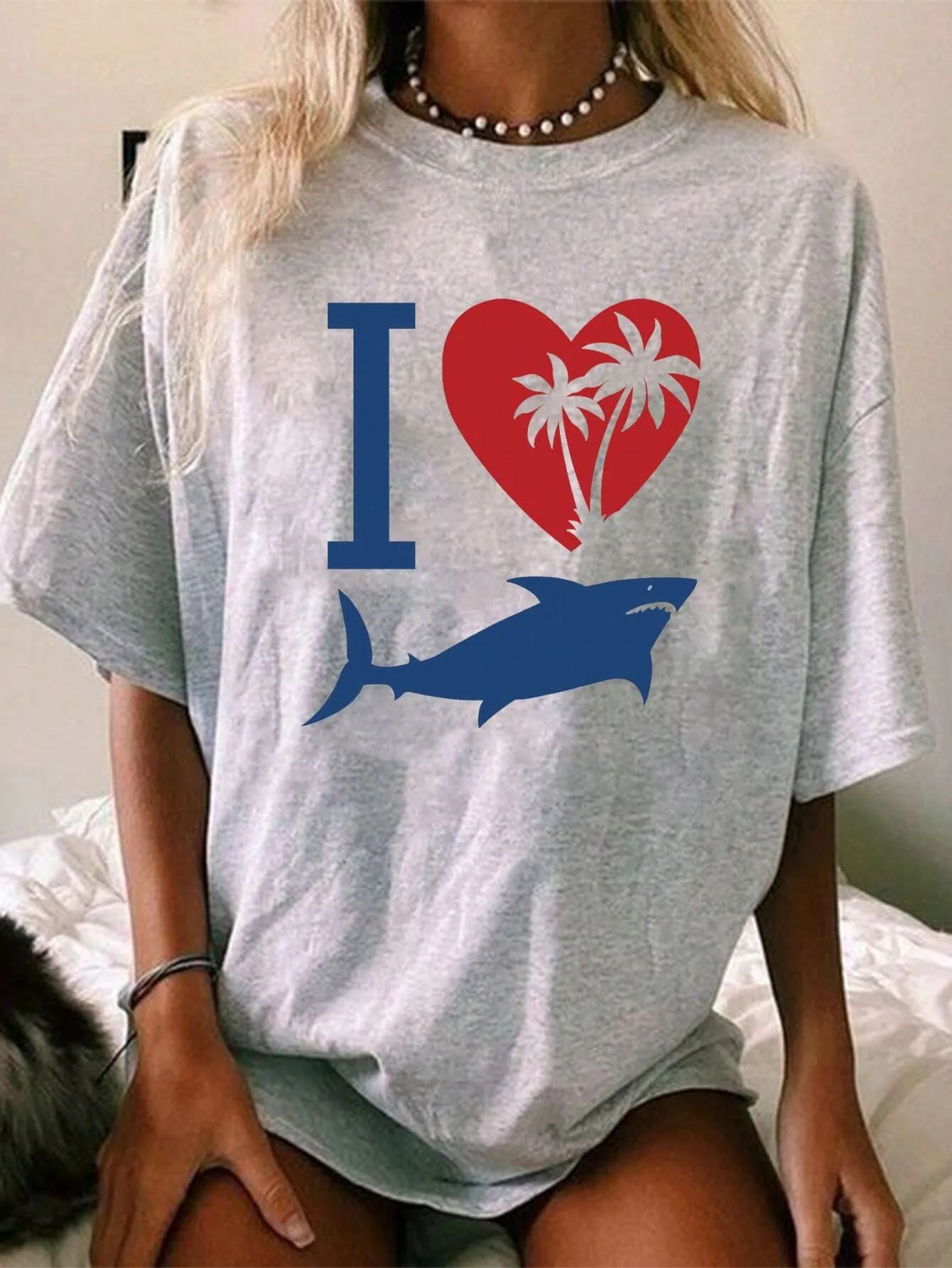 Ezwear Oversized T-Shirts Casual Simple Shark Print Light Floral Grey